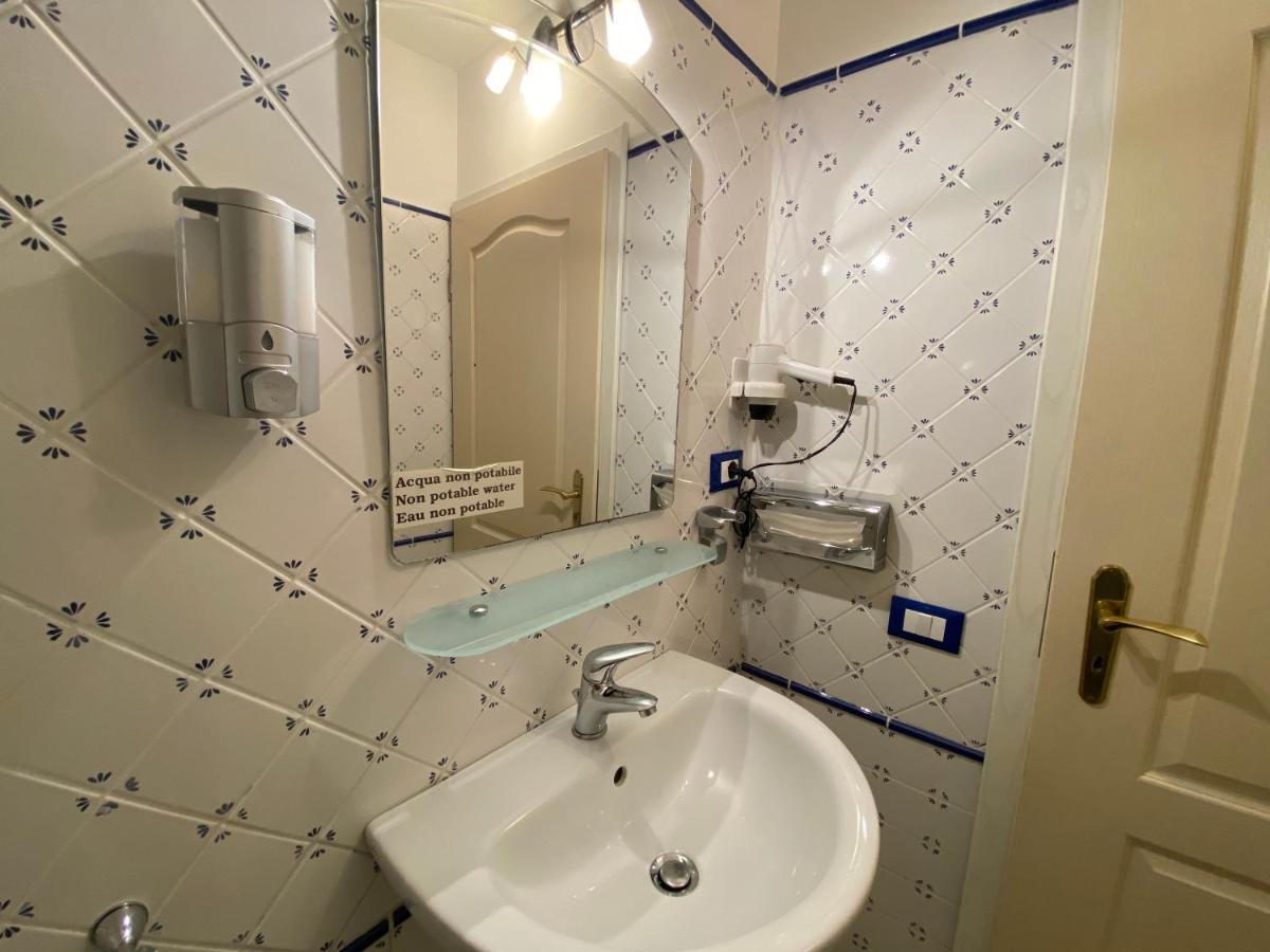 B&B Petite Maison Посада Экстерьер фото